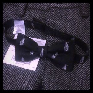 0-3 month Velcro bow tie